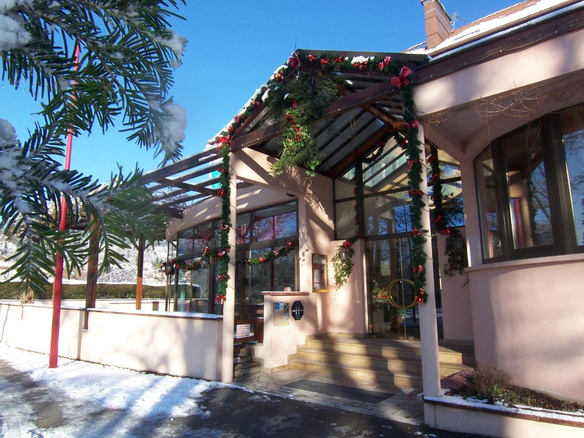 Hotel Les Loges Du Parc Gérardmer Esterno foto