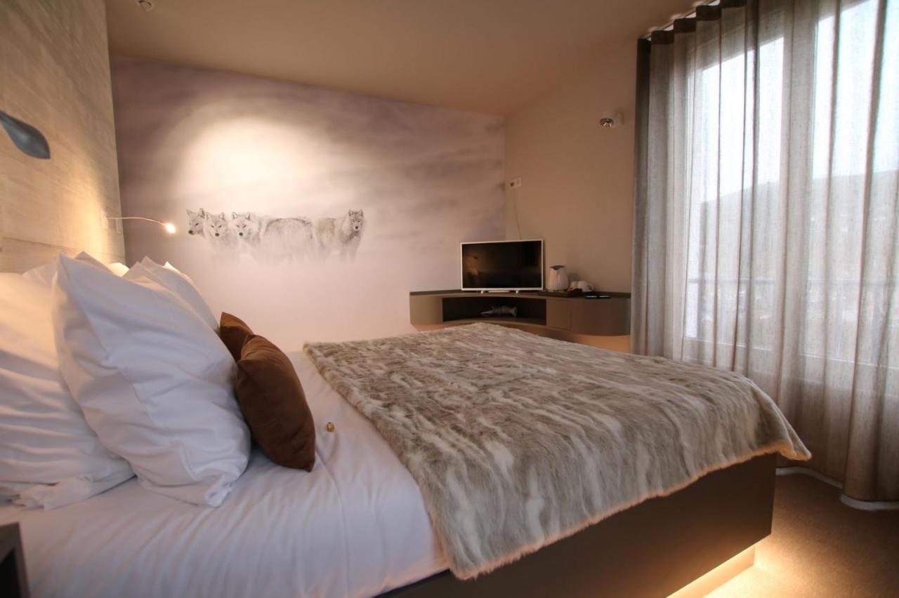 Hotel Les Loges Du Parc Gérardmer Esterno foto